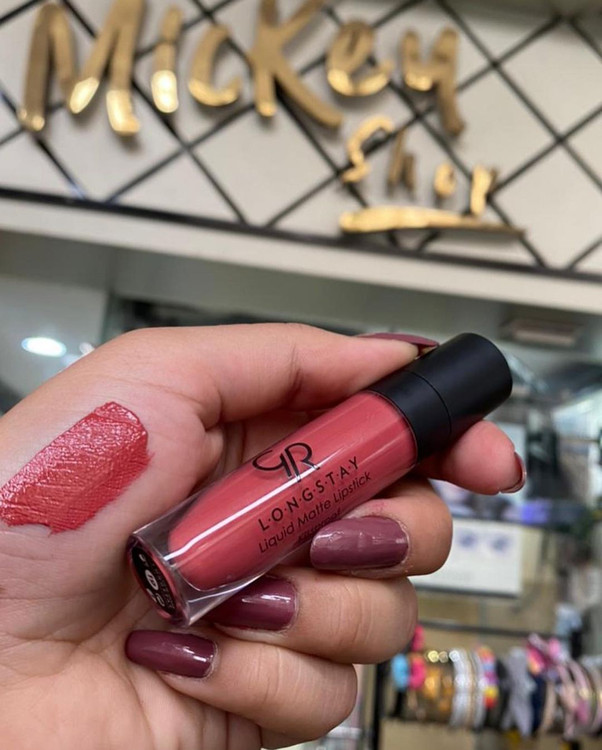 رژلب مایع مات بادوام گلدن رز شماره ۱۹